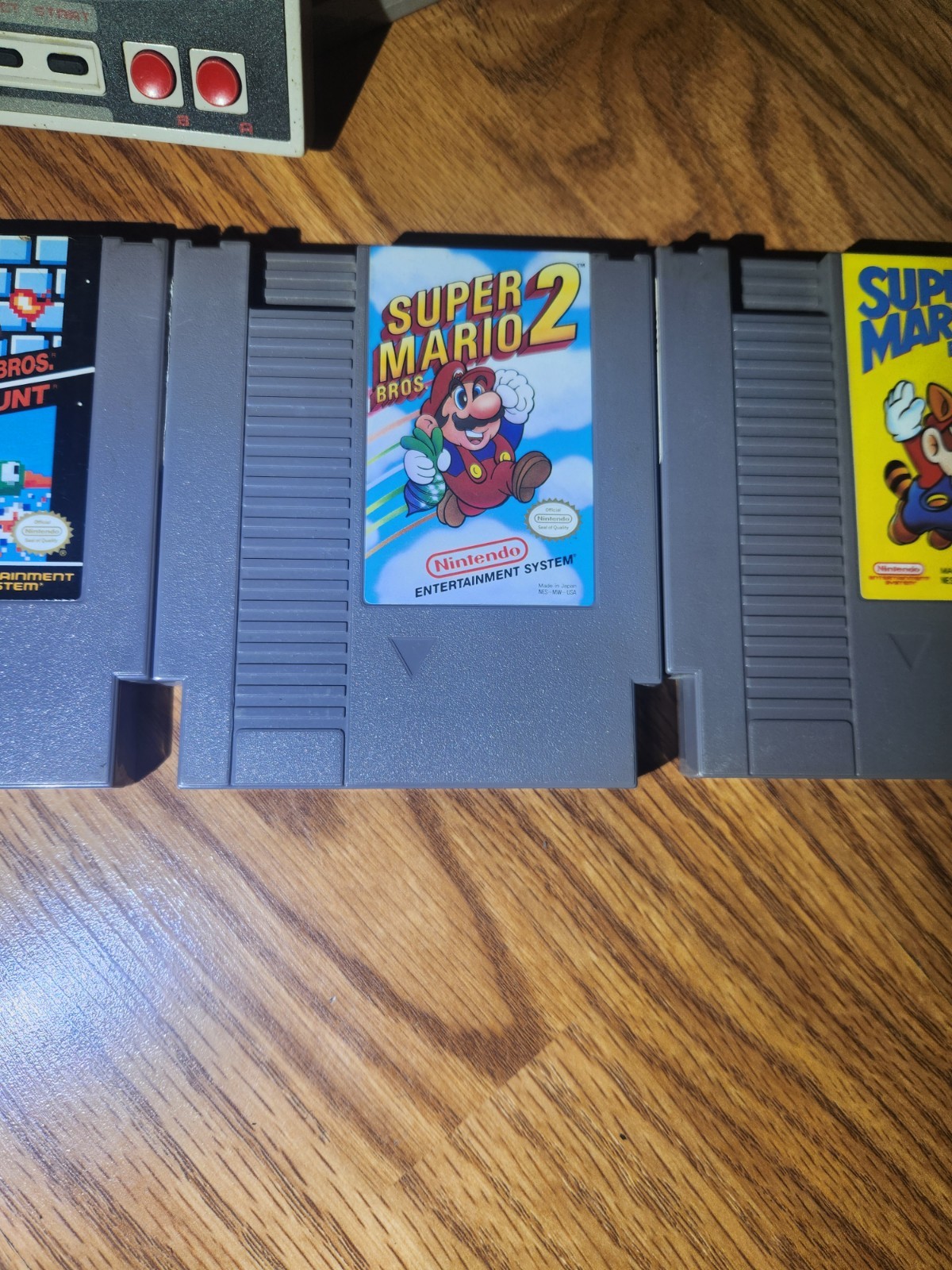 Super Mario 1 2 3 Nintendo Games w/ 2 Controllers & shooting gun(FREE 🚢)