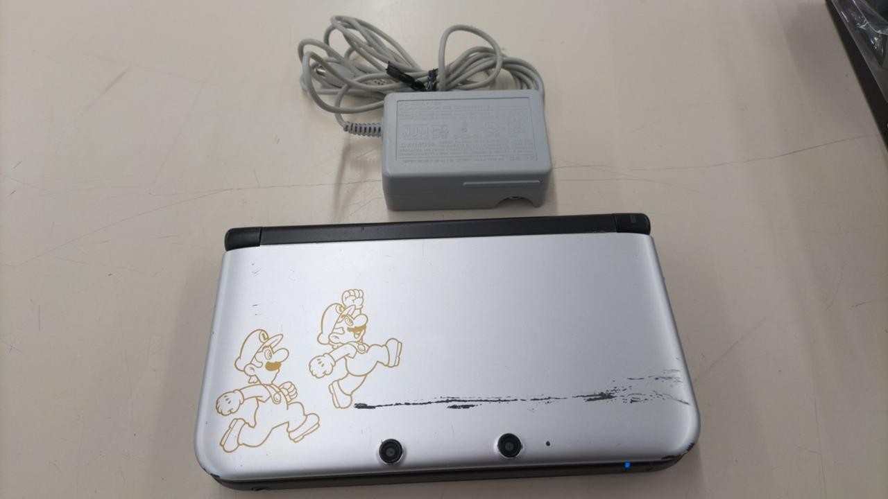 Nintendo 3DS Model Number SPR 001(USA) NINTENDO
