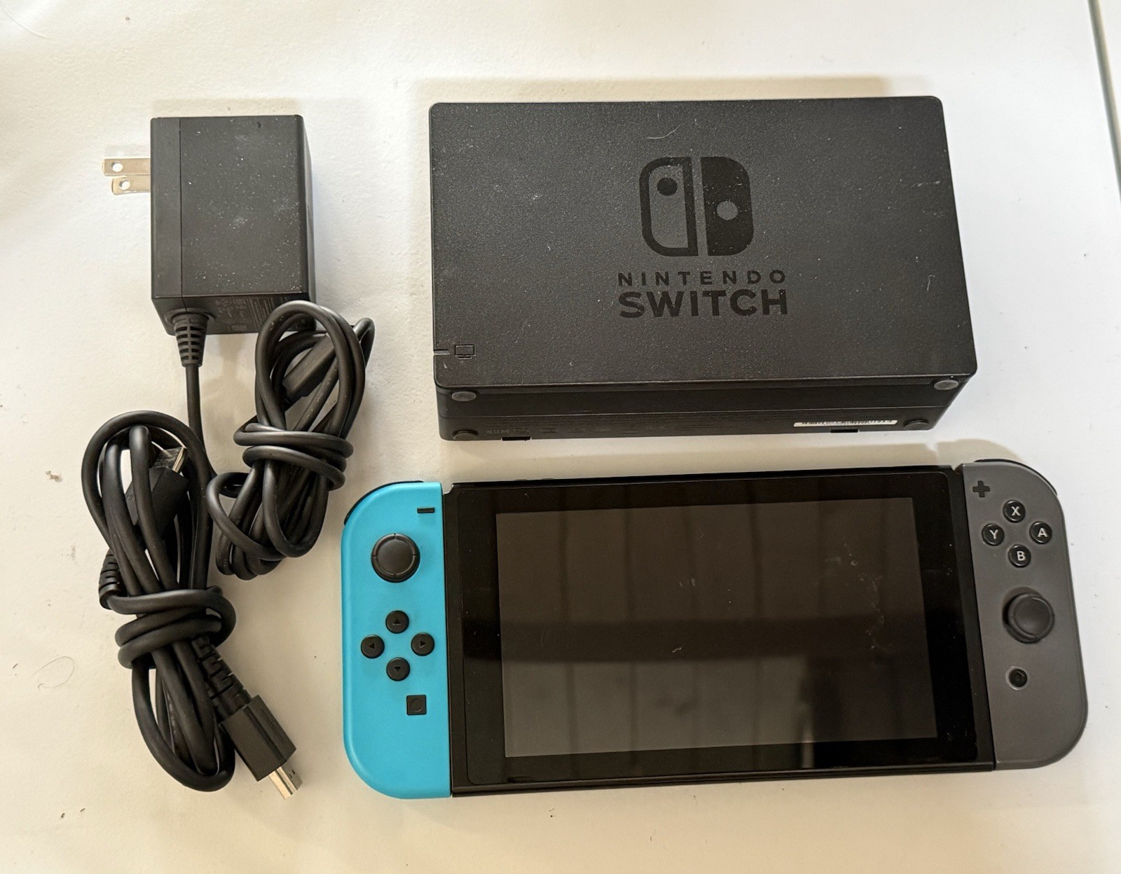 Nintendo Switch 32GB Gray Console with Grey and Neon Blue Joy-Cons