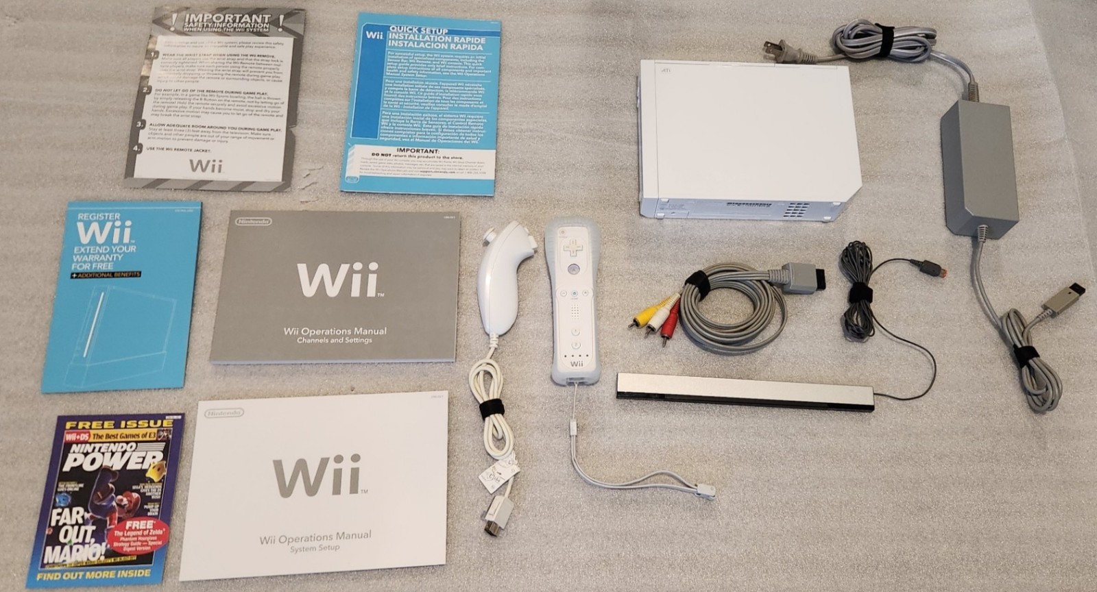 Nintendo Wii Console RVL‑001 White Complete in Box w/ Manuals