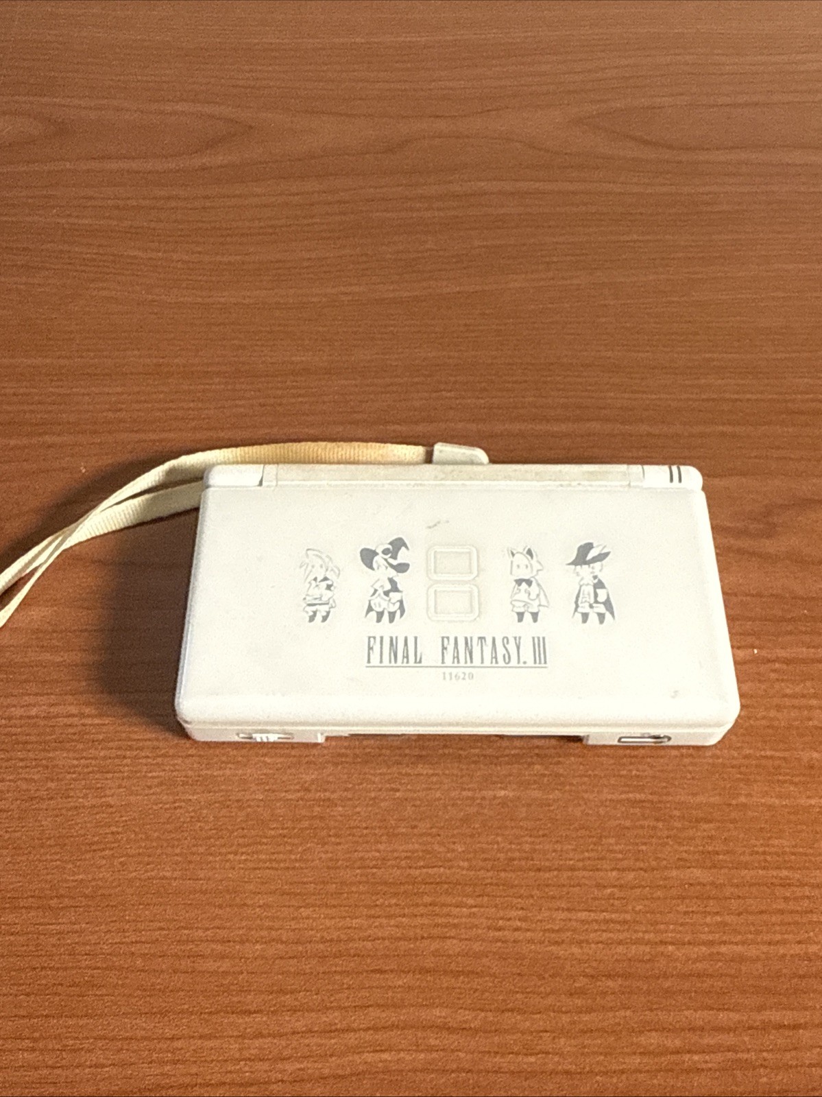 Nintendo DS Lite Final Fantasy III 3 Crystal Limited Edition W/ Stylus Only