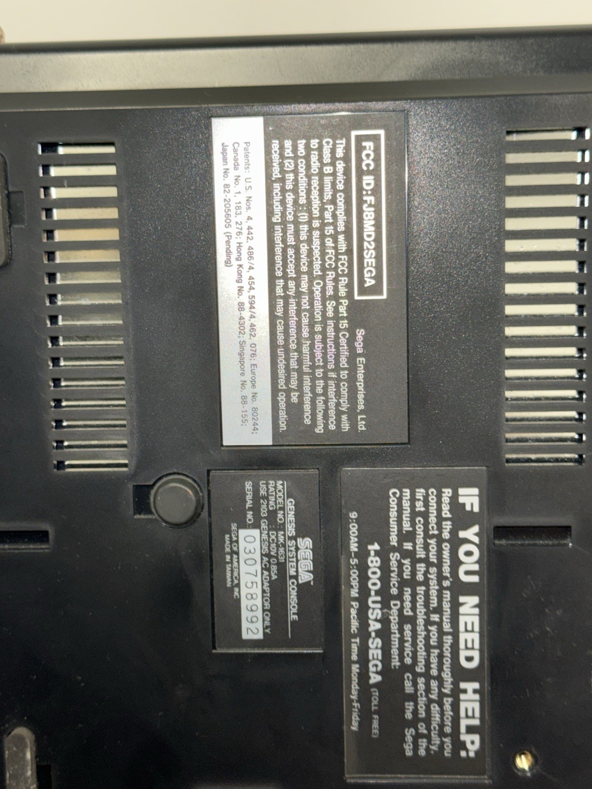 SEGA Genesis Model II System 2 Complete in Original Box Sonic Included & TESTED