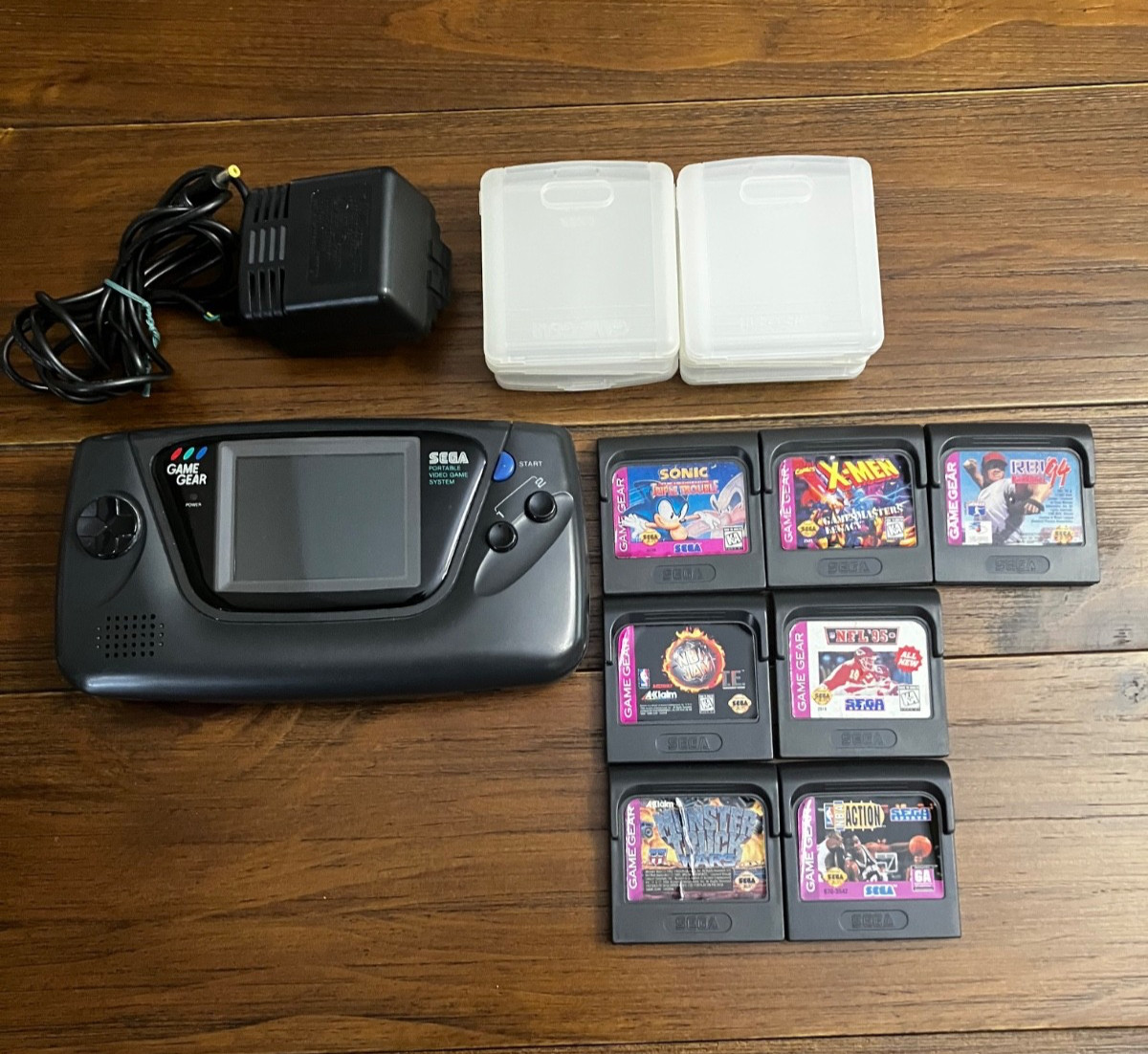SEGA Game Gear Console Fully Working w/7 Games, Power Adapter and Carrying Case