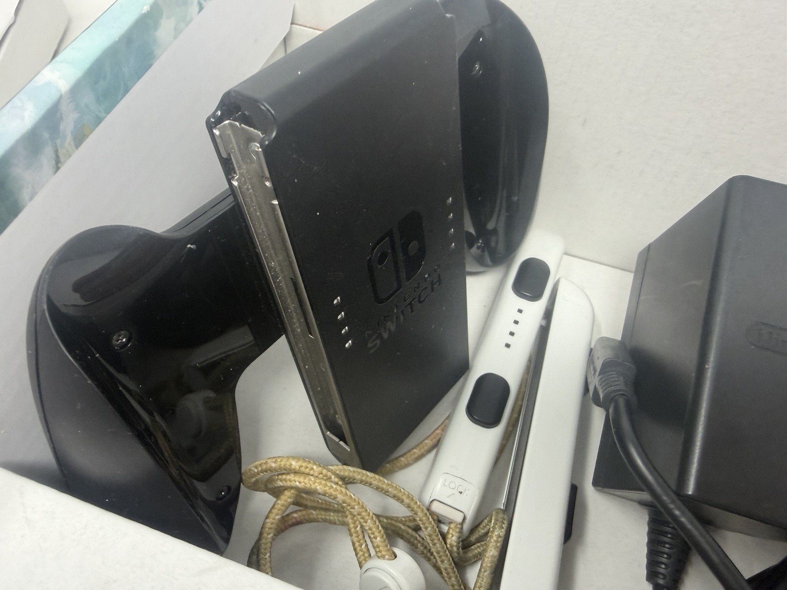 Nintendo Switch OLED Model HEG-001 The Legend of Zelda: Tears of the Kingdom CIB