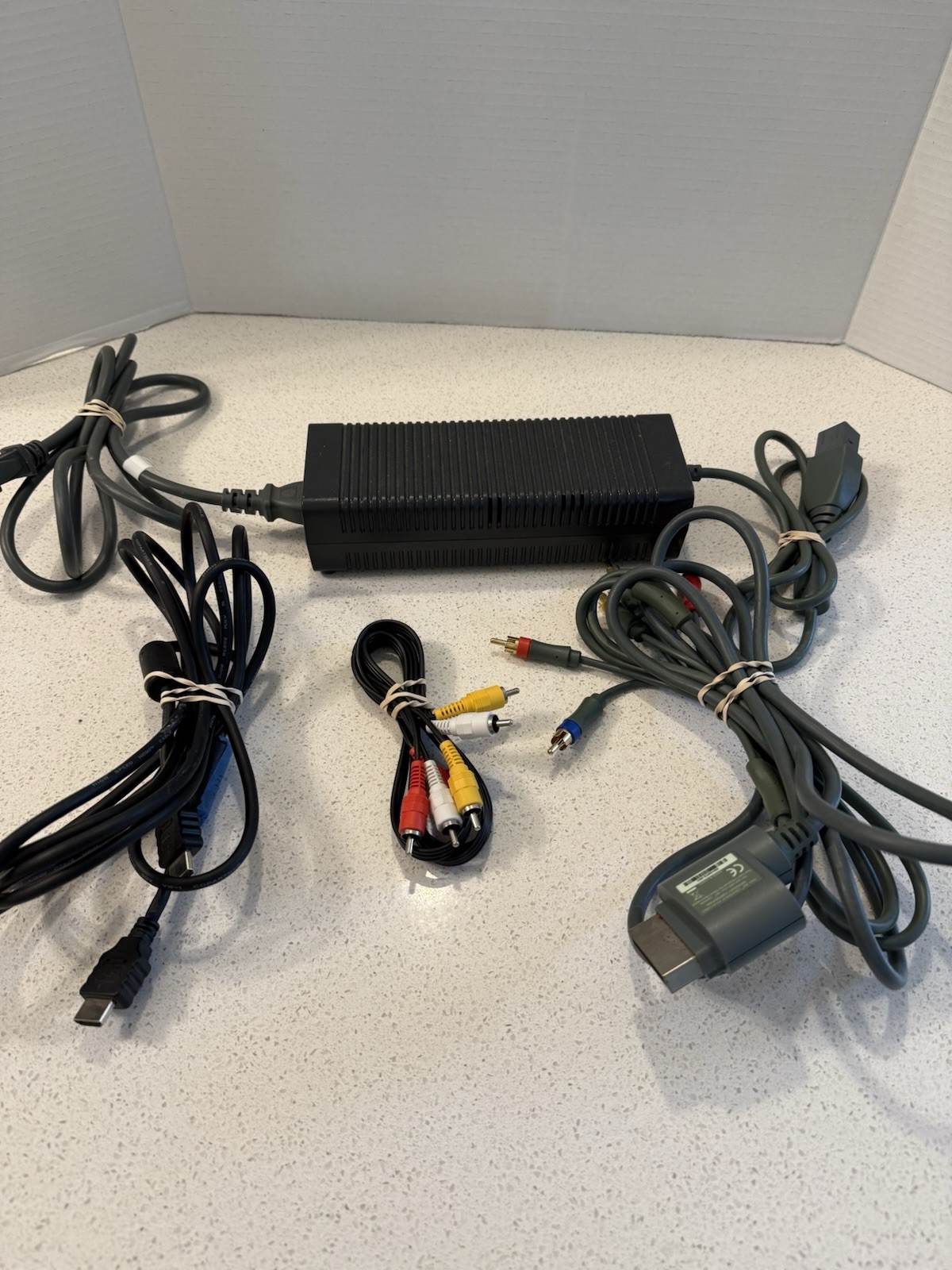 Microsoft Xbox 360 Console With Racing Wheel And Pedal 3 Controllers Tested