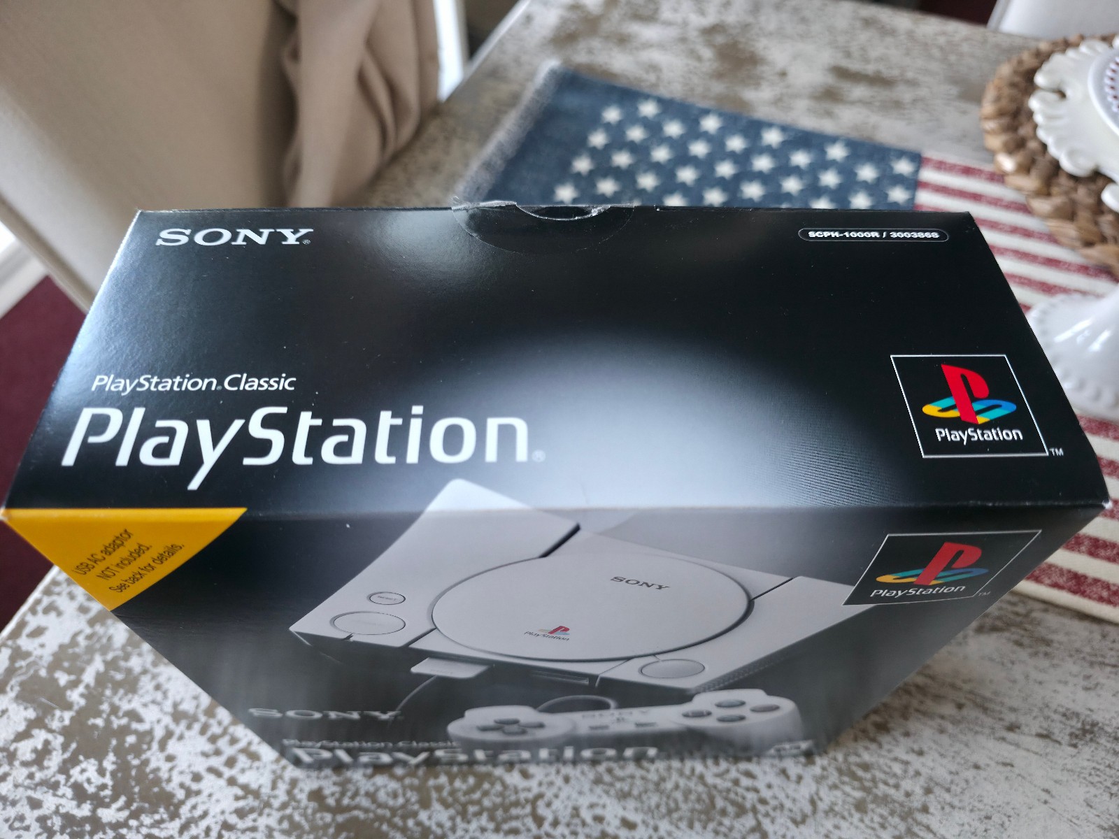 Sony PlayStation Classic Mini Console w/8bitdo USB Wireless 2 Adapter