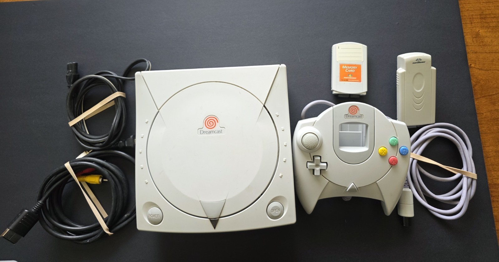 Sega Dreamcast Console Bundle Working w/ Controller Memory Card AV & Power