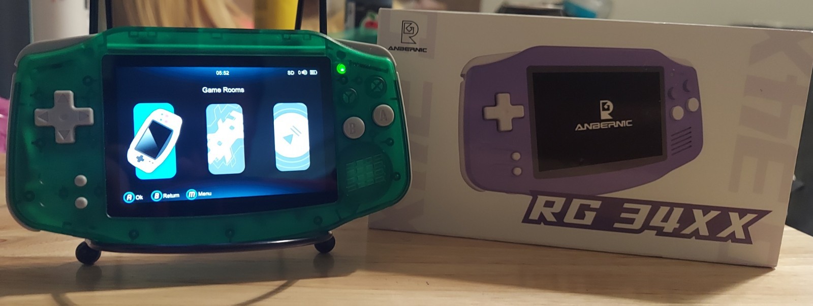 Anbernic RG 34XXSP Handheld Game System. TONS of preloaded Games!