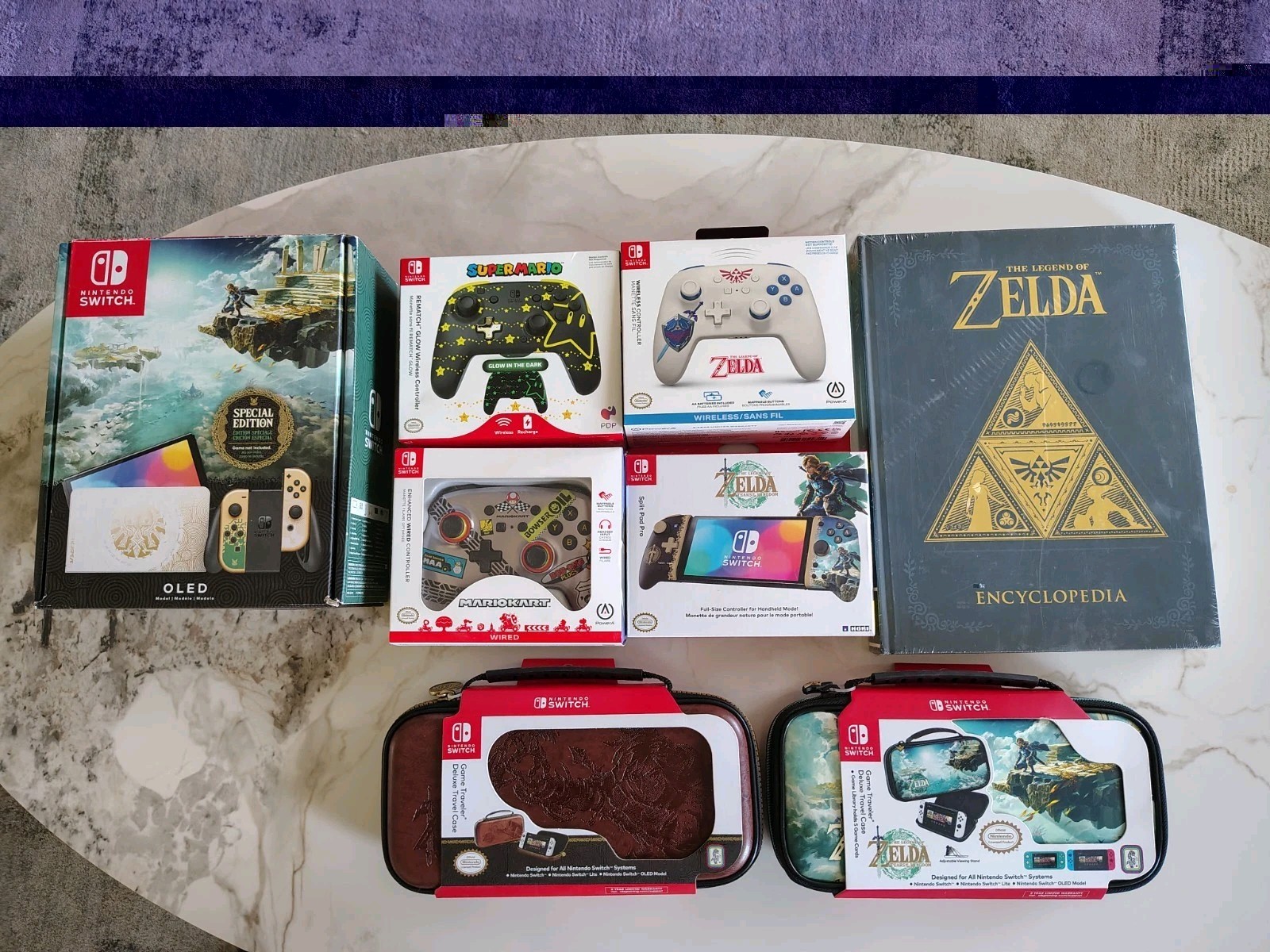 Nintendo Zelda Limited Edition With Controllers And Cases Mint