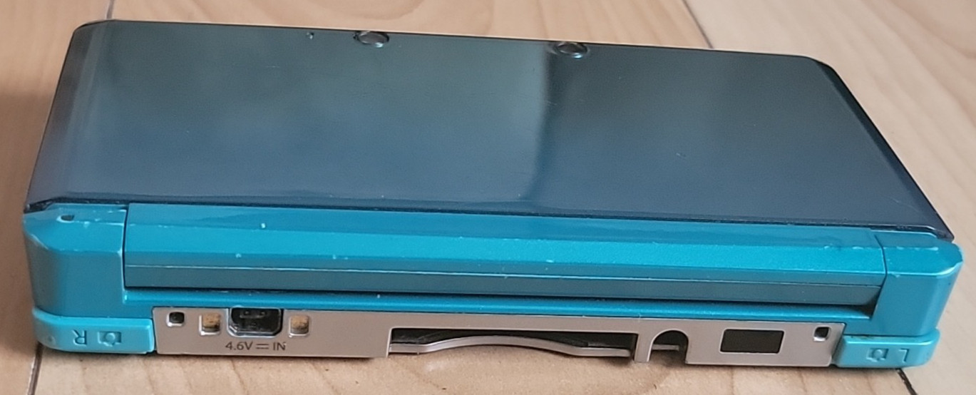 Nintendo 3DS CTR-001 Aqua Blue Handheld Game Console ONLY & Stylus TESTED READ