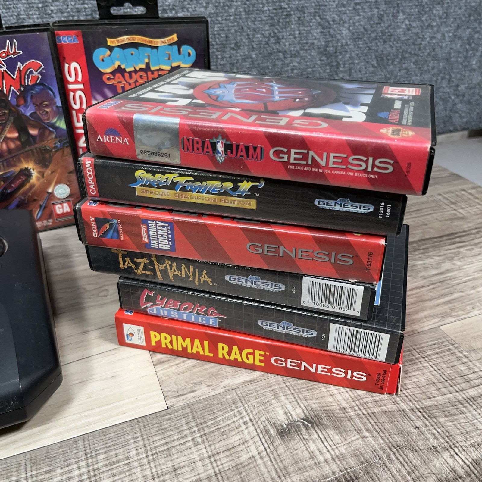Sega Genesis Model 2 MK-1631 Console Bundle 2 Controllers 11 Games Sonic Carnage