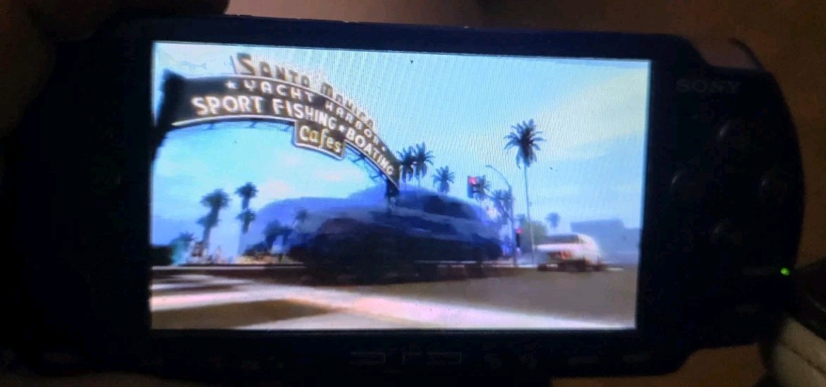 Sony PSP 2001 Metallic Blue Bundle – Star Wars & Midnight Club – READ