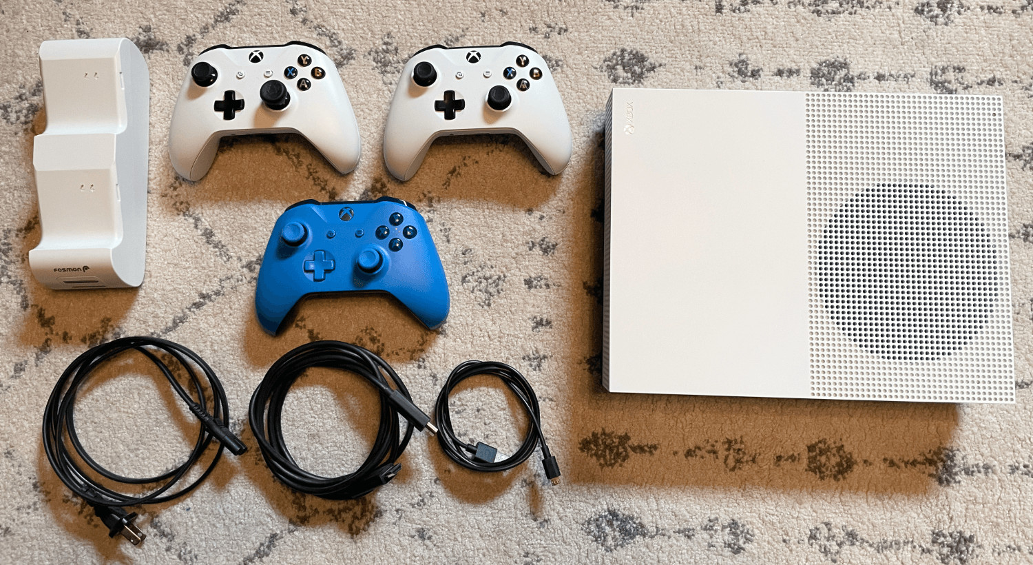 Microsoft Xbox One S All-Digital Edition 1TB White Console+3 Controllers&Charger