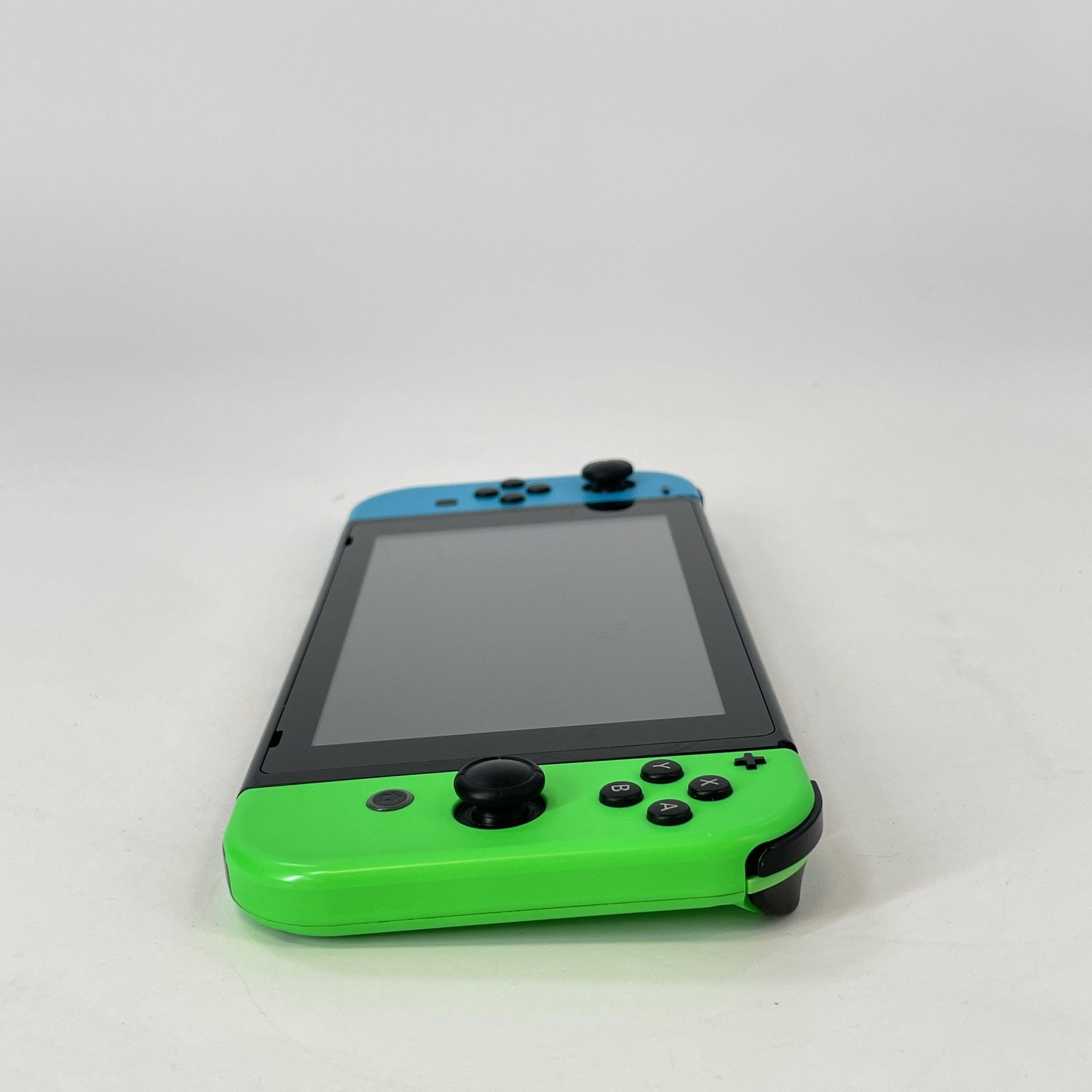 Nintendo Switch Original Handheld Console Black 32GB w/ Charger – Fair Condition