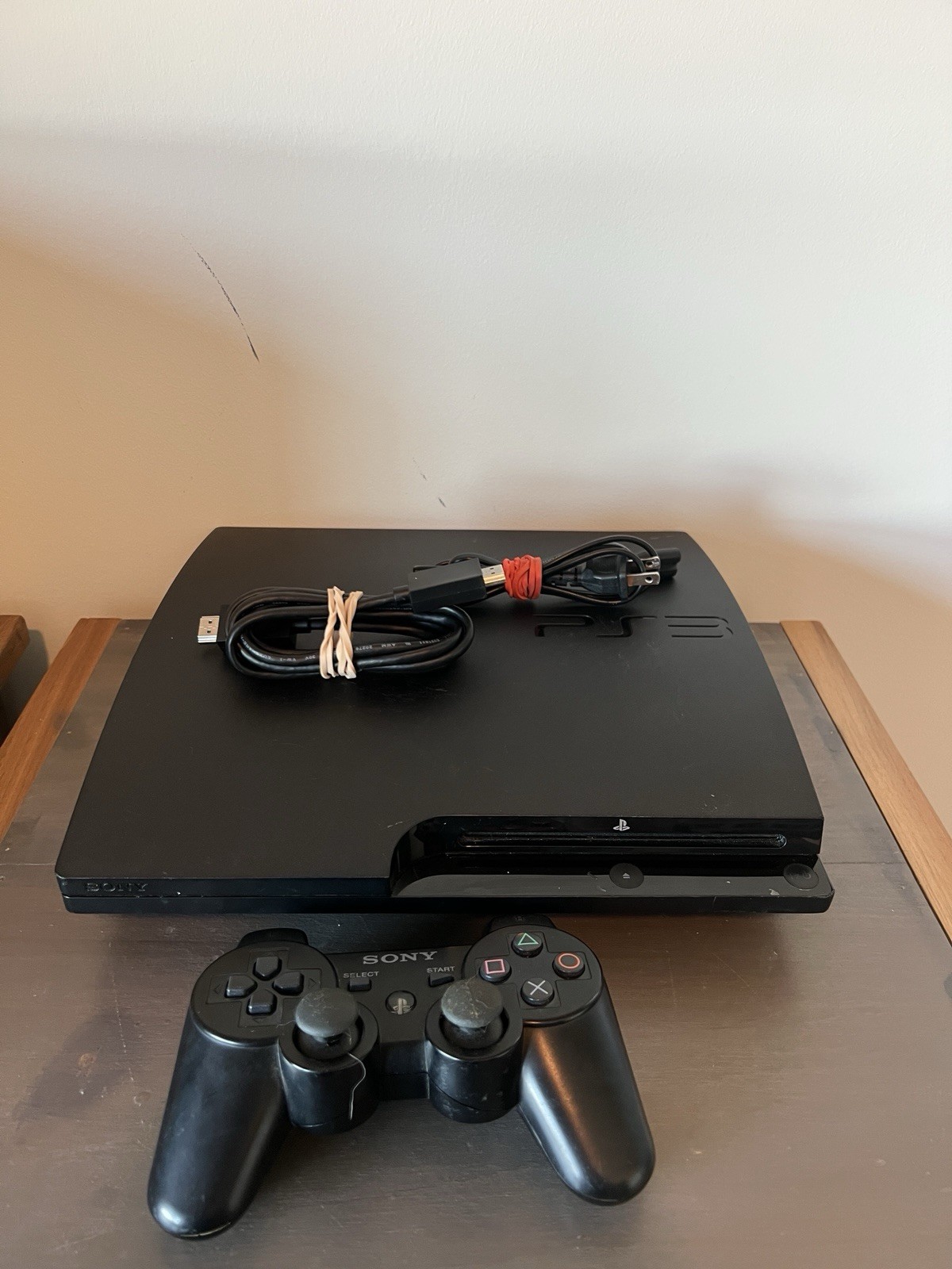 Sony PlayStation 3 Slim PS3 160GB Console Controller + Cords