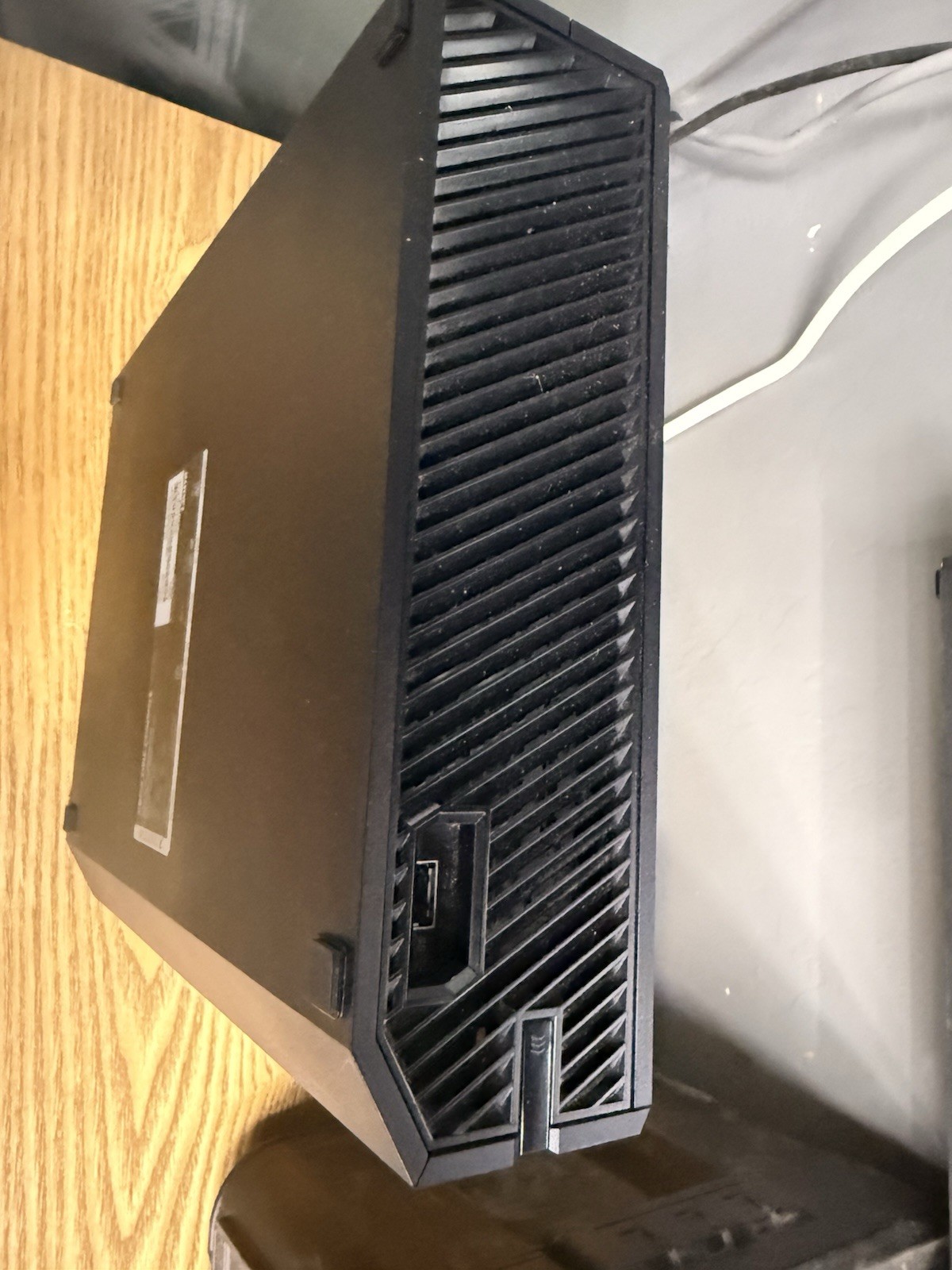 Microsoft Xbox One 1540 500GB Console Black 1080p Wi-Fi w/ Power brick