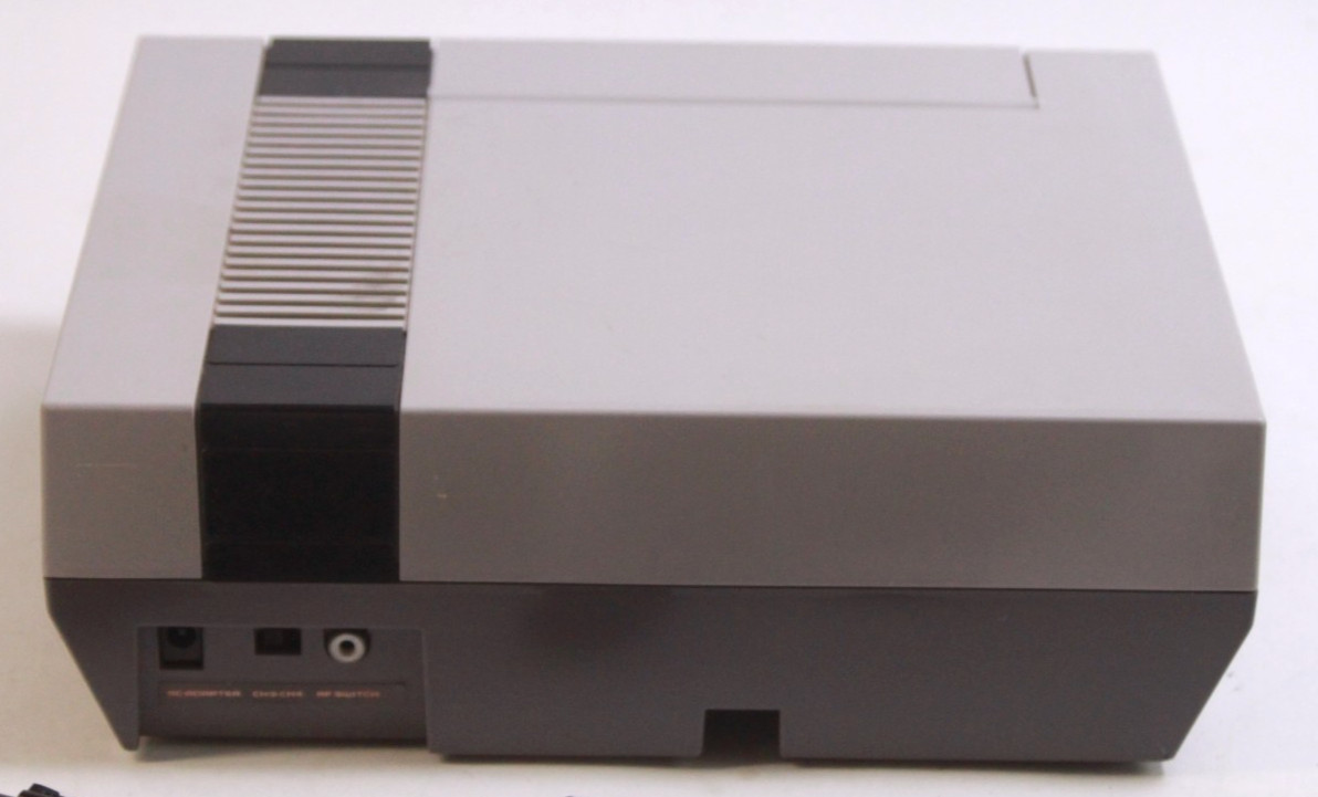 Nintendo NES Console W/ Mario Bros/Duck Hunt + 2 Controllers & Cables Bundle