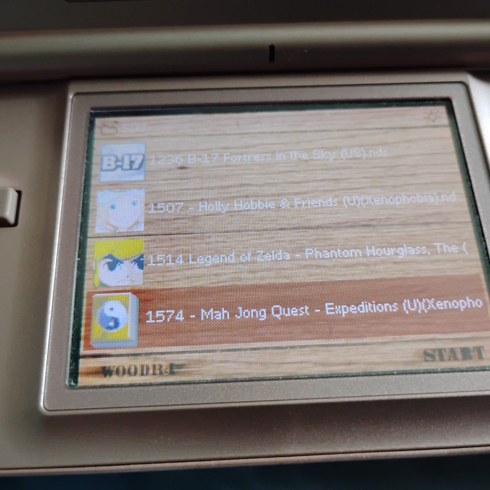 Nintendo DS Lite Metallic Pink Console Working With Games 369 In 1 GBA R4 Card