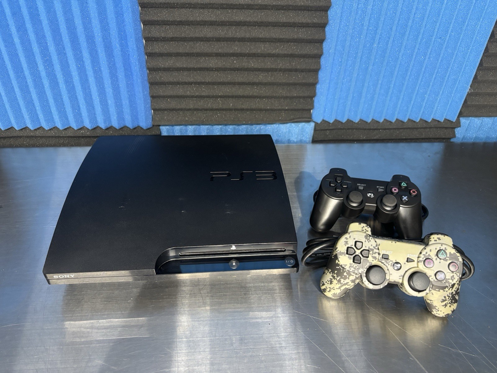 PlayStation 3 250gb Console Black PS3 Slim System CECH-2001B + 2 Controllers