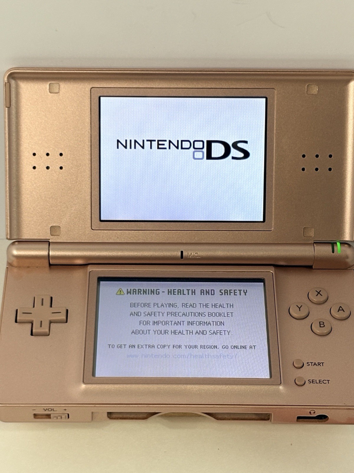 Nintendo DS Lite Console – Pink / Metallic Rose (Broken Hinge)