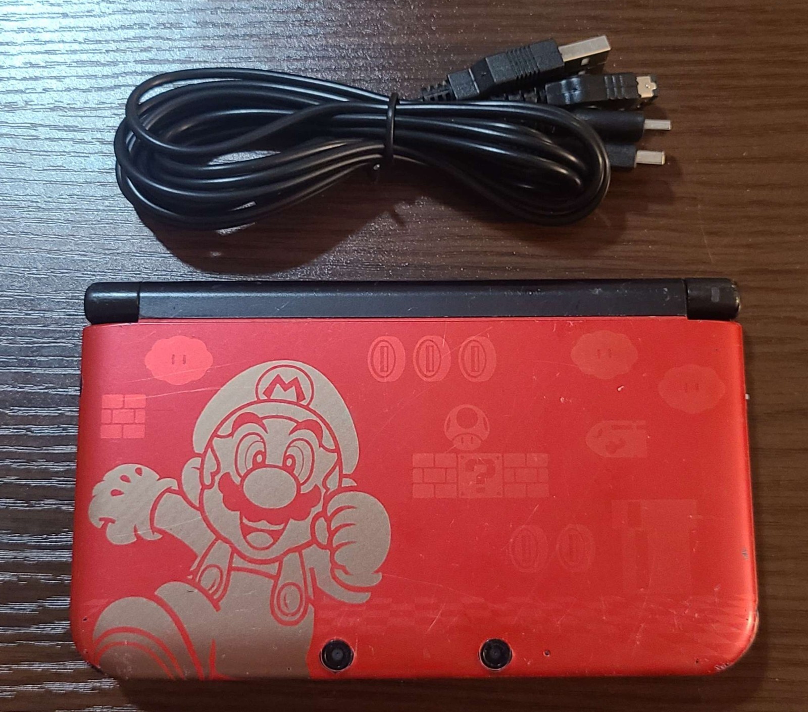 Nintendo 3DS XL Red Mario Edition Console w/ Charger Stylus TESTED