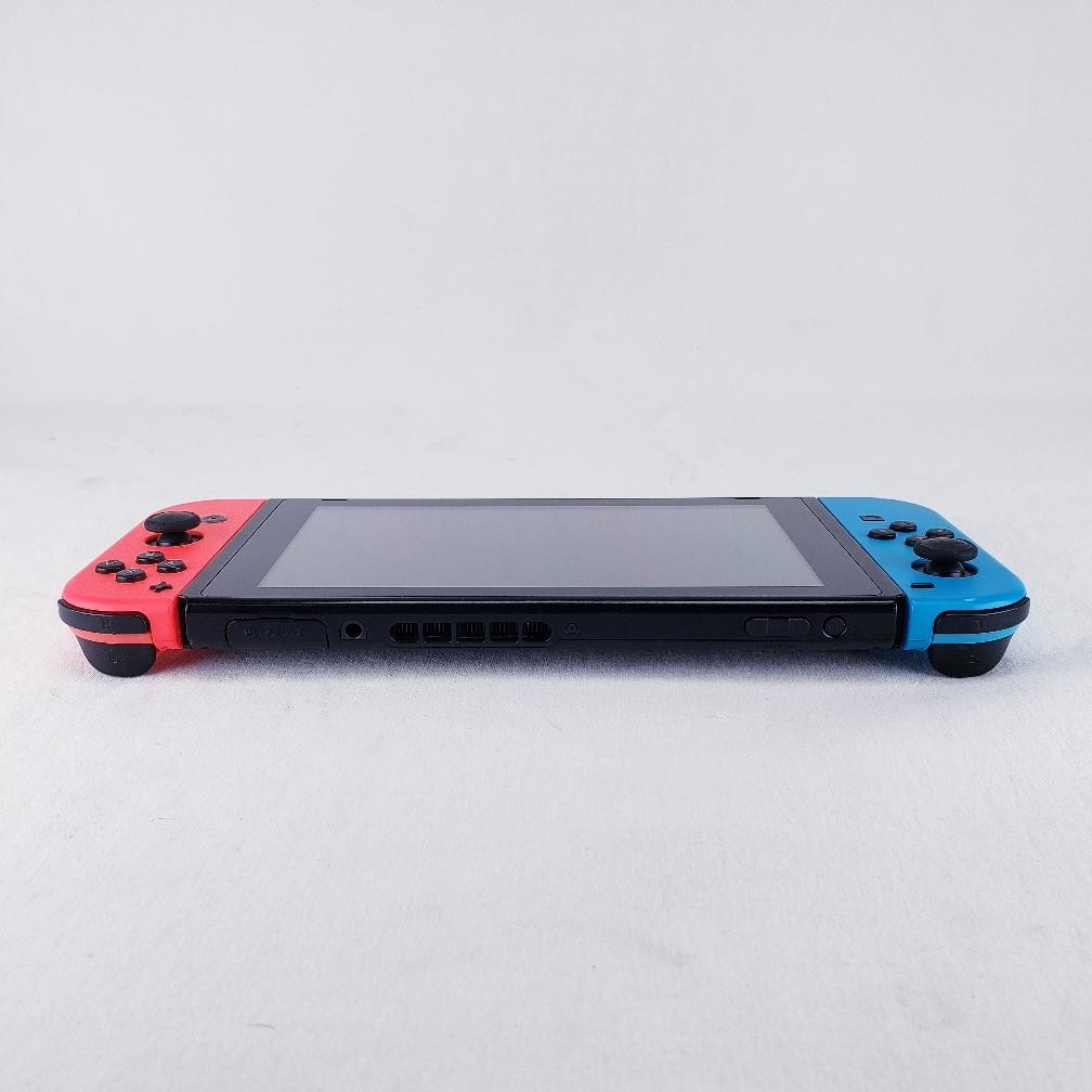 Nintendo Switch V2 Handheld Video Game Console – HAC-001(-01) (PB1031501)