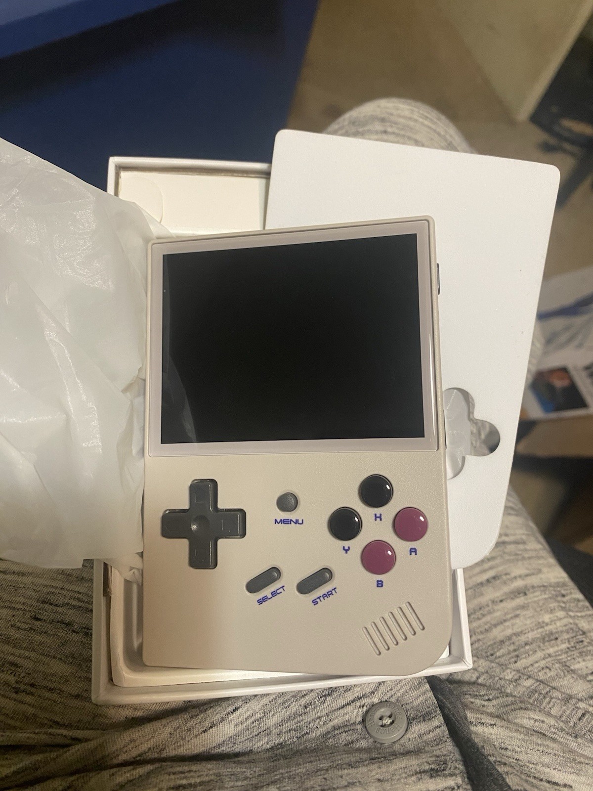 RG35XX Linux Handheld Game Console 3.5” IPS Screen, with a 64G Card