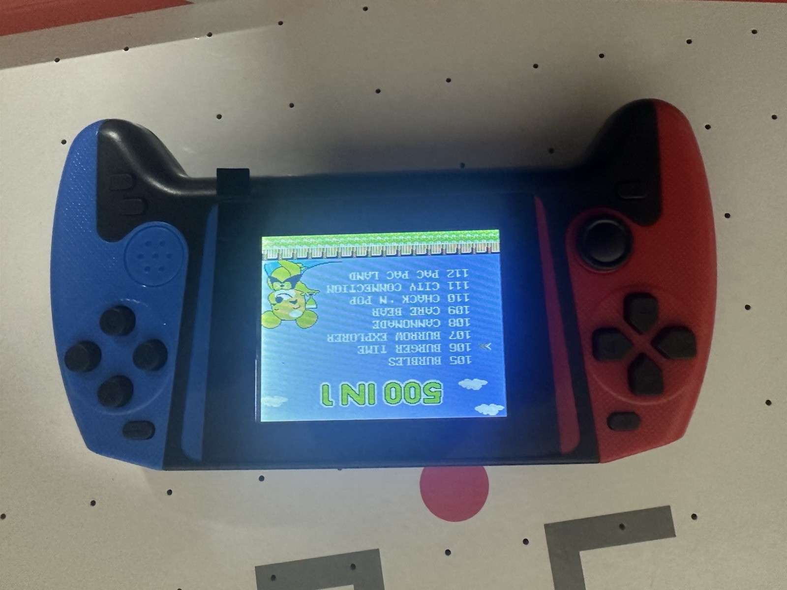 Q21 Handheld Game Console 3.5″ Screen 500 Games TV Connect Red Blue Black