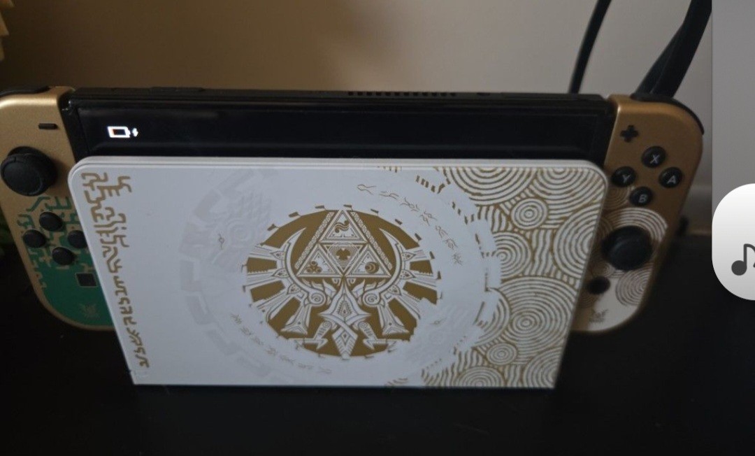 Nintendo Switch OLED Model 64GB The Legend of Zelda Tears of the Kingdom Edition