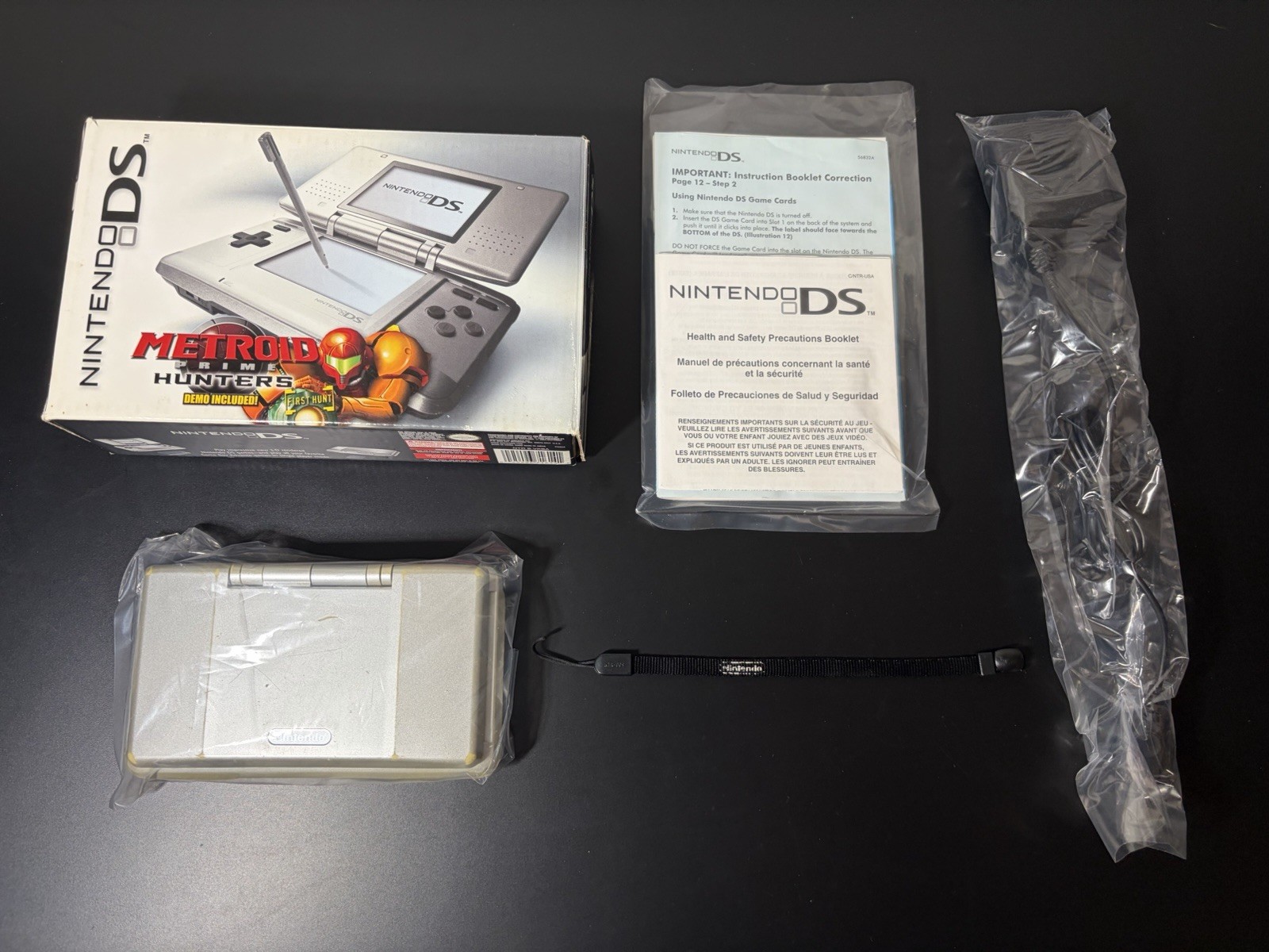 Nintendo DS Silver Metroid Prime Hunters Handheld Console Working In Box