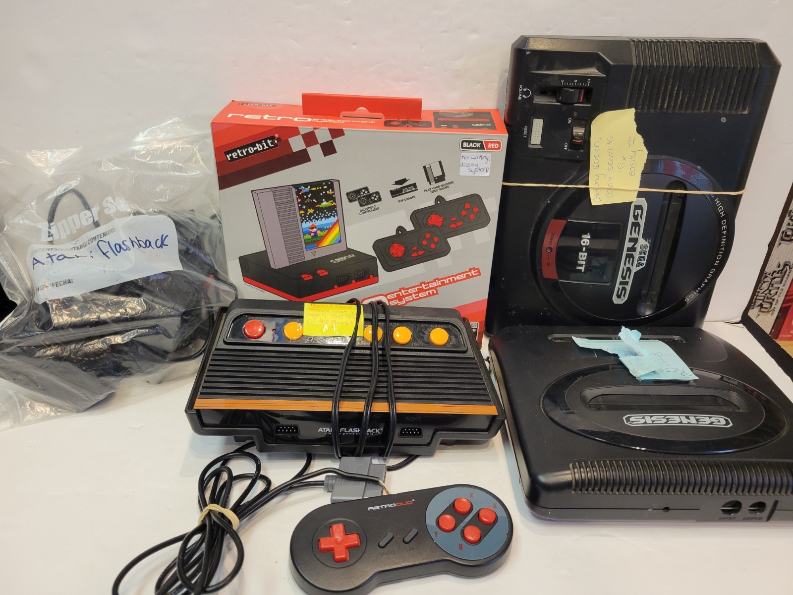 Lot of 4 consoles (BROKEN FOR PARTS OR REPAIR) ( SEGA, ATARI FLASHBACK, RETRON)