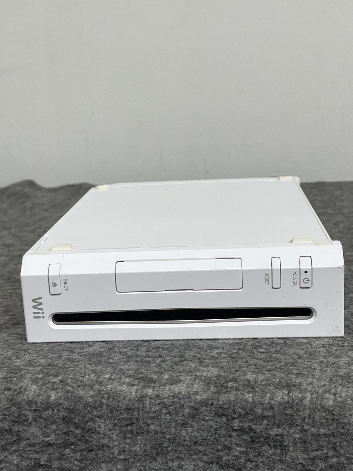 Nintendo Wii Console RVL-001 USA GameCube Compatible + Power Adapter & AV Cables