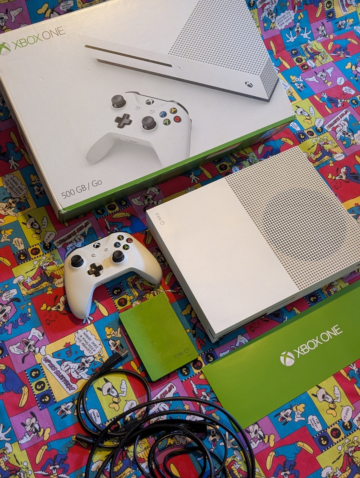Xbox One S 500gb (Bundle) – 1 Controller + 2TB Seagate External Hard Drive