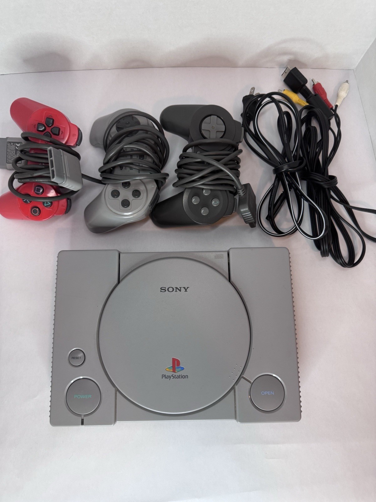 Sony PlayStation 1 Model SCPH-7501, 007-TND Game, & Controllers Cleaned – Tested