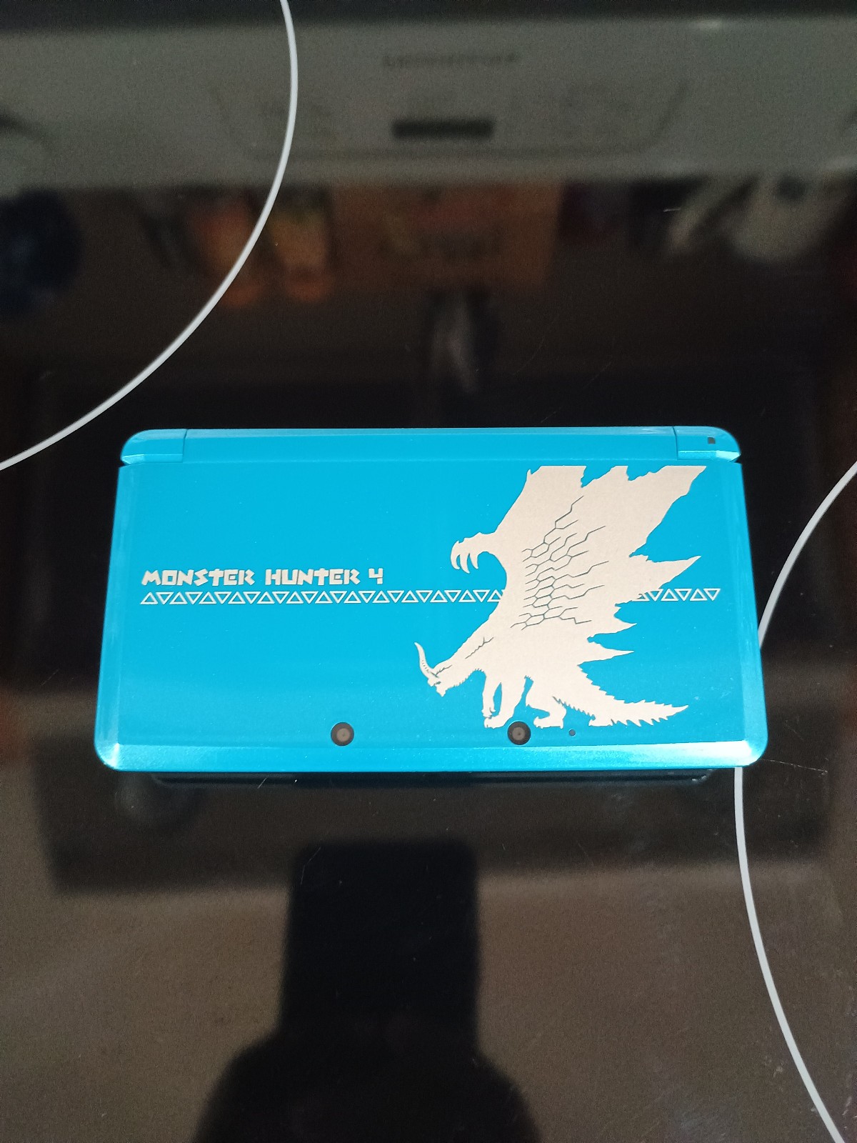 Monster Hunter 4 Nintendo 3DS Handheld Game Console WAP-002(JAP) Light Blue