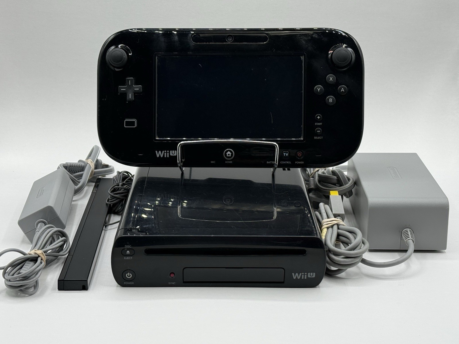 Nintendo Wii U 32GB Console Deluxe Set Black Tested & Working NO BOX LOOSE