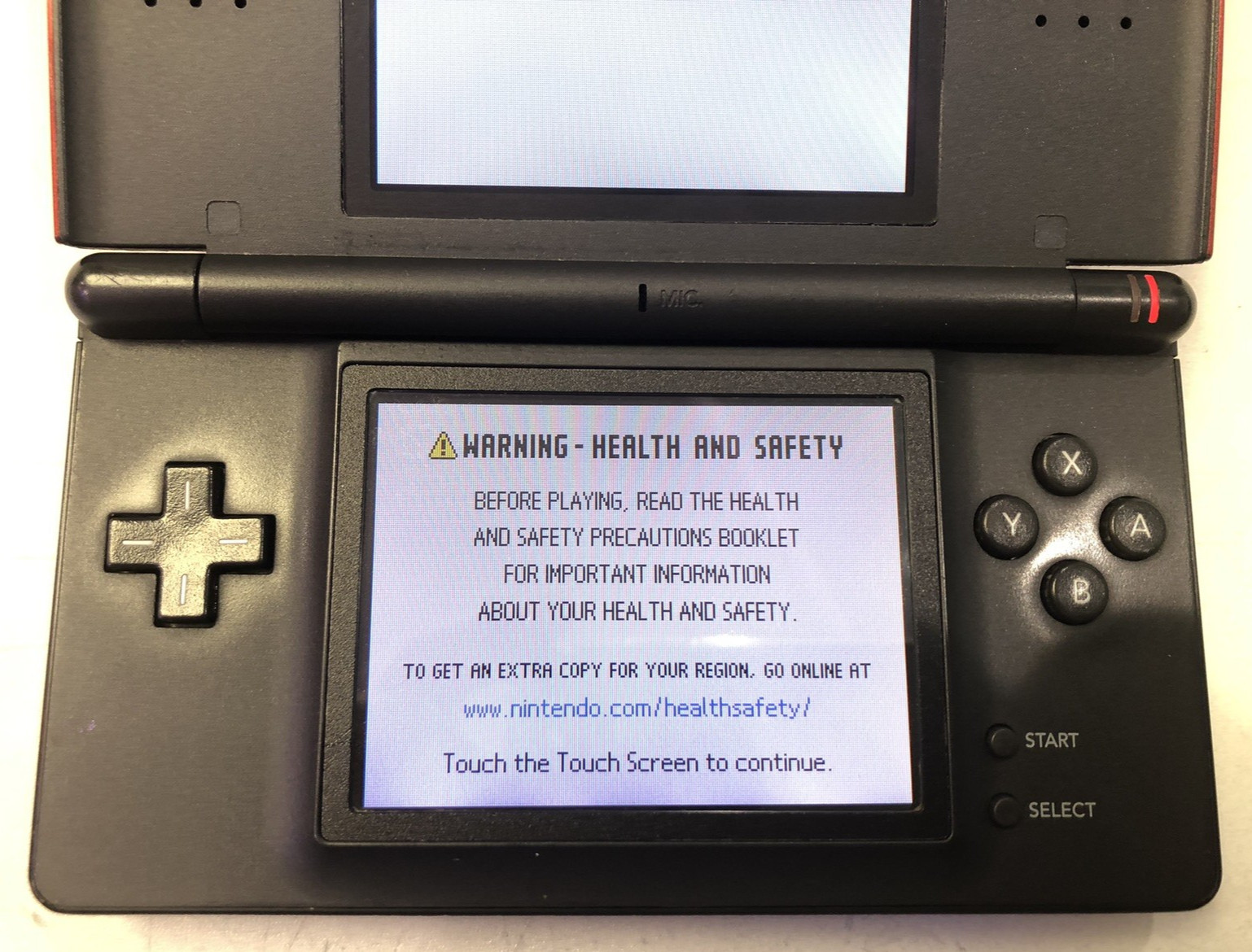 Nintendo DS Lite Crimson Handheld System – Red/Black