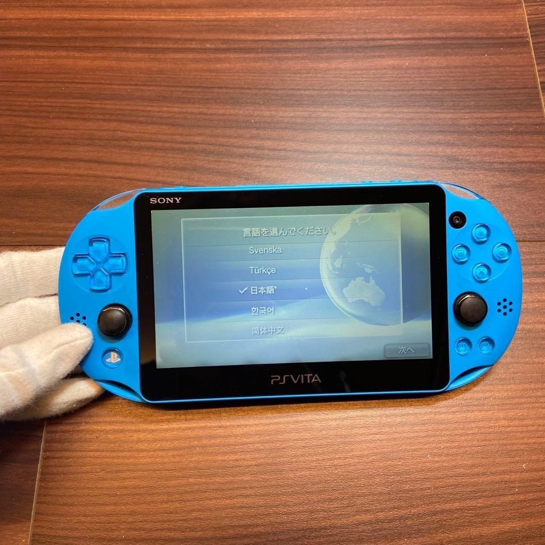 PSVita 2000 Console Aqua Blue 5606 From Japan