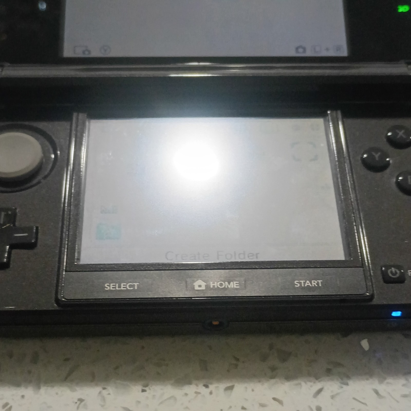 Nintendo Nintendo 3DS Black/Gray Handheld System Wi-Fi Wireless 16GB NTSC-U/C