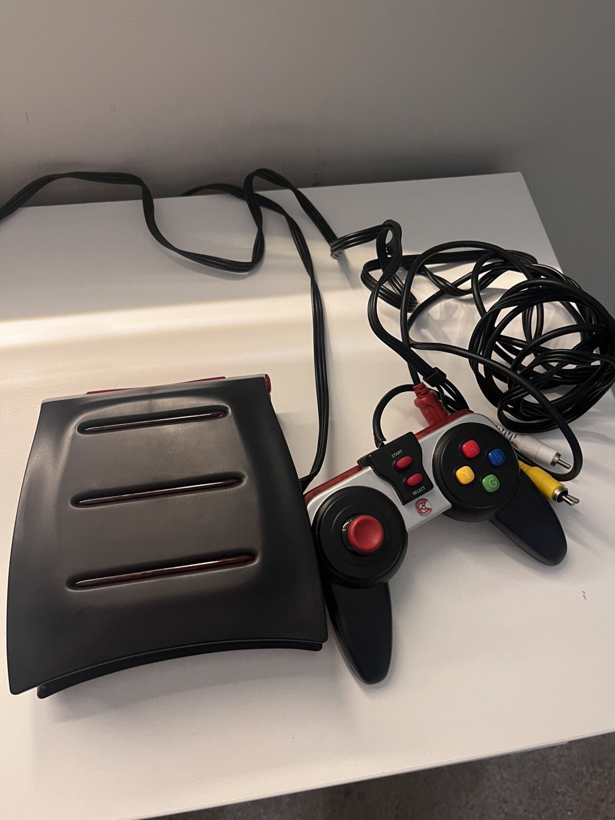 Mattel Hyperscan Black Console with One Controller and X-MEN Game No Power Cord