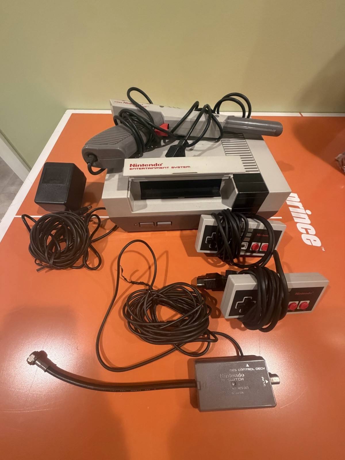 Nintendo Entertainment System NES Console Gray (NES-001) With Cables And SMB3