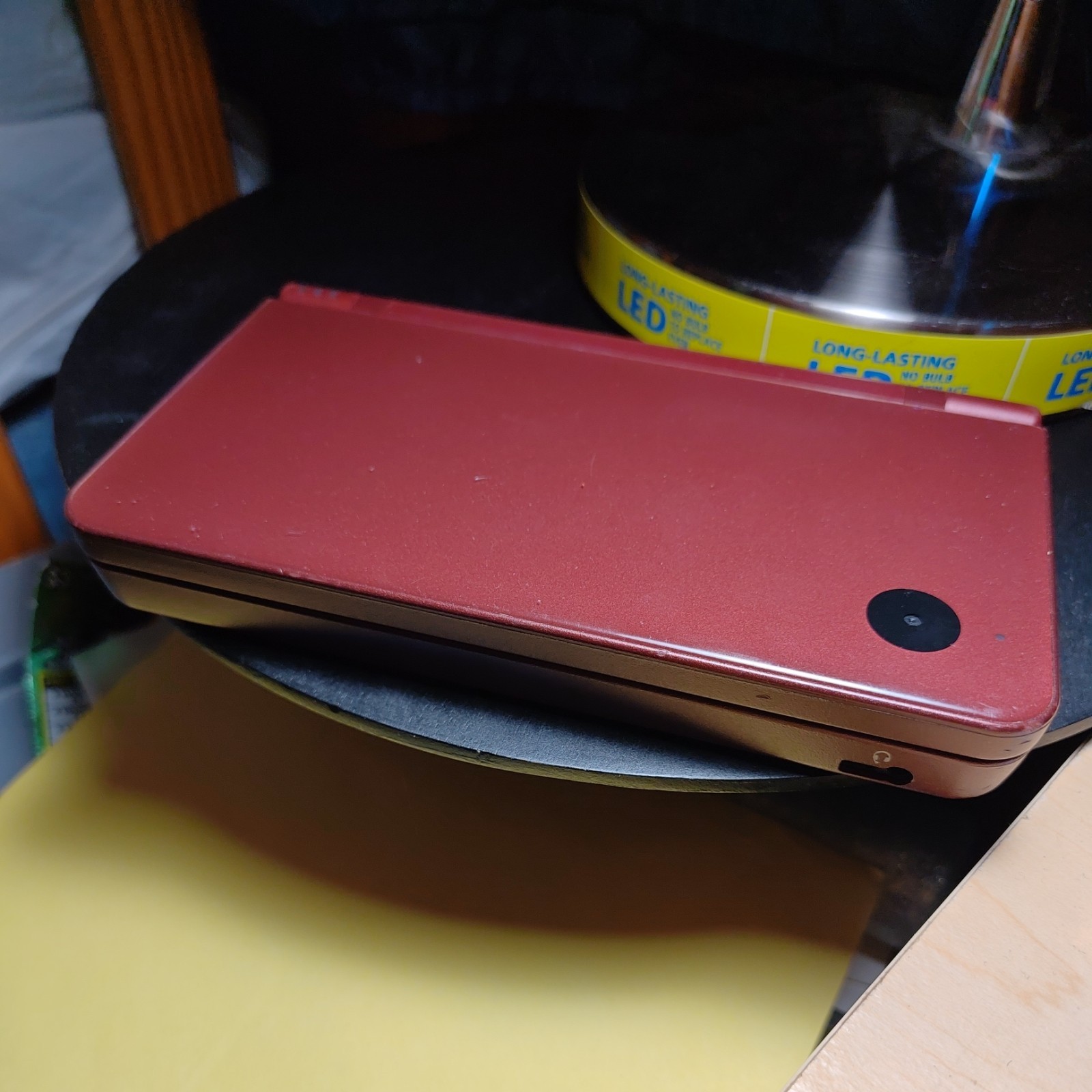 Nintendo DSi XL – Burgundy – Tested, Slightly Damaged, READ DESCRIPTION