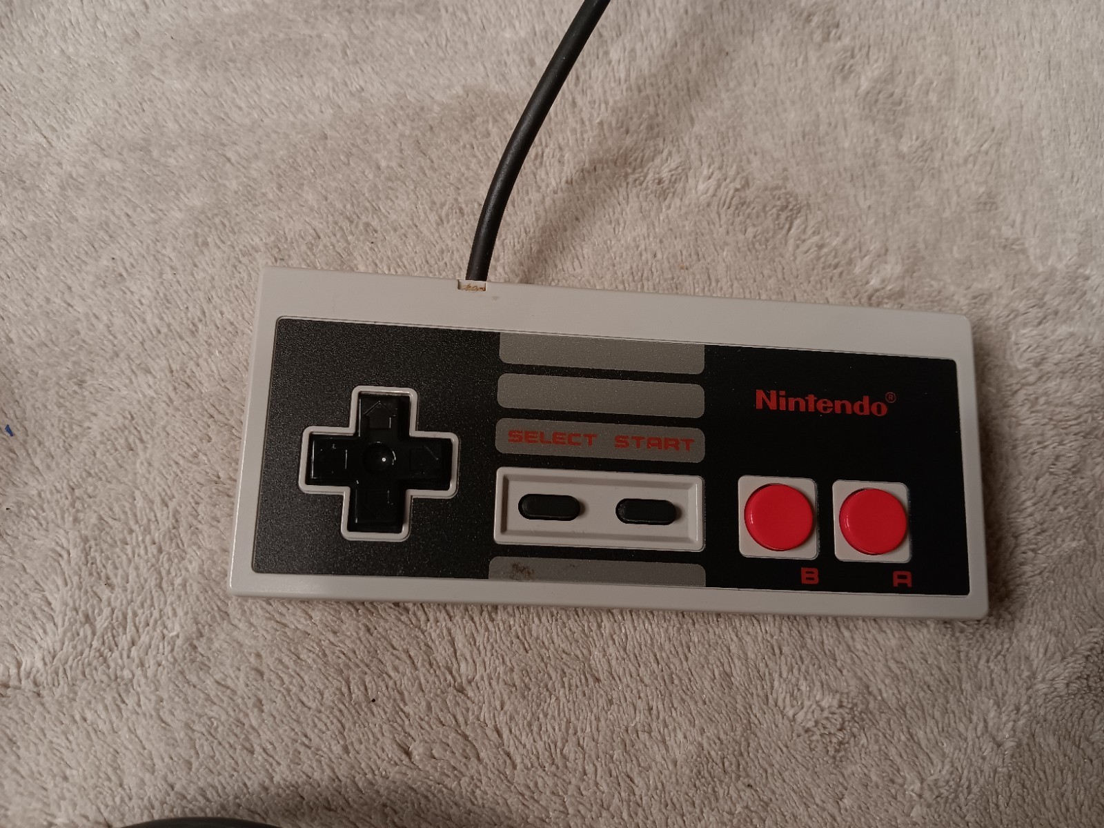 Nintendo Entertainment System CLV-001 Original Console Bundle