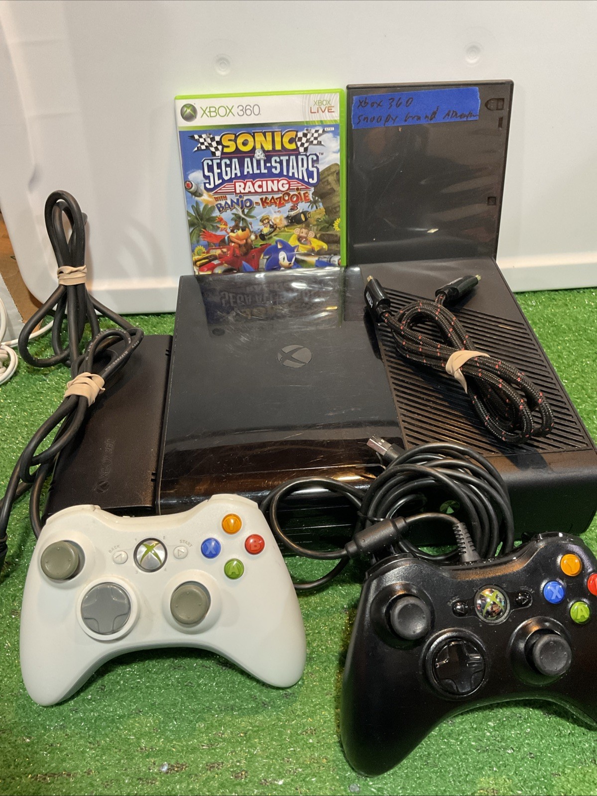 Microsoft Xbox 360 E Console 2 Controllers (1 Wireless) Brick PC HDMI 2 Games 🔥