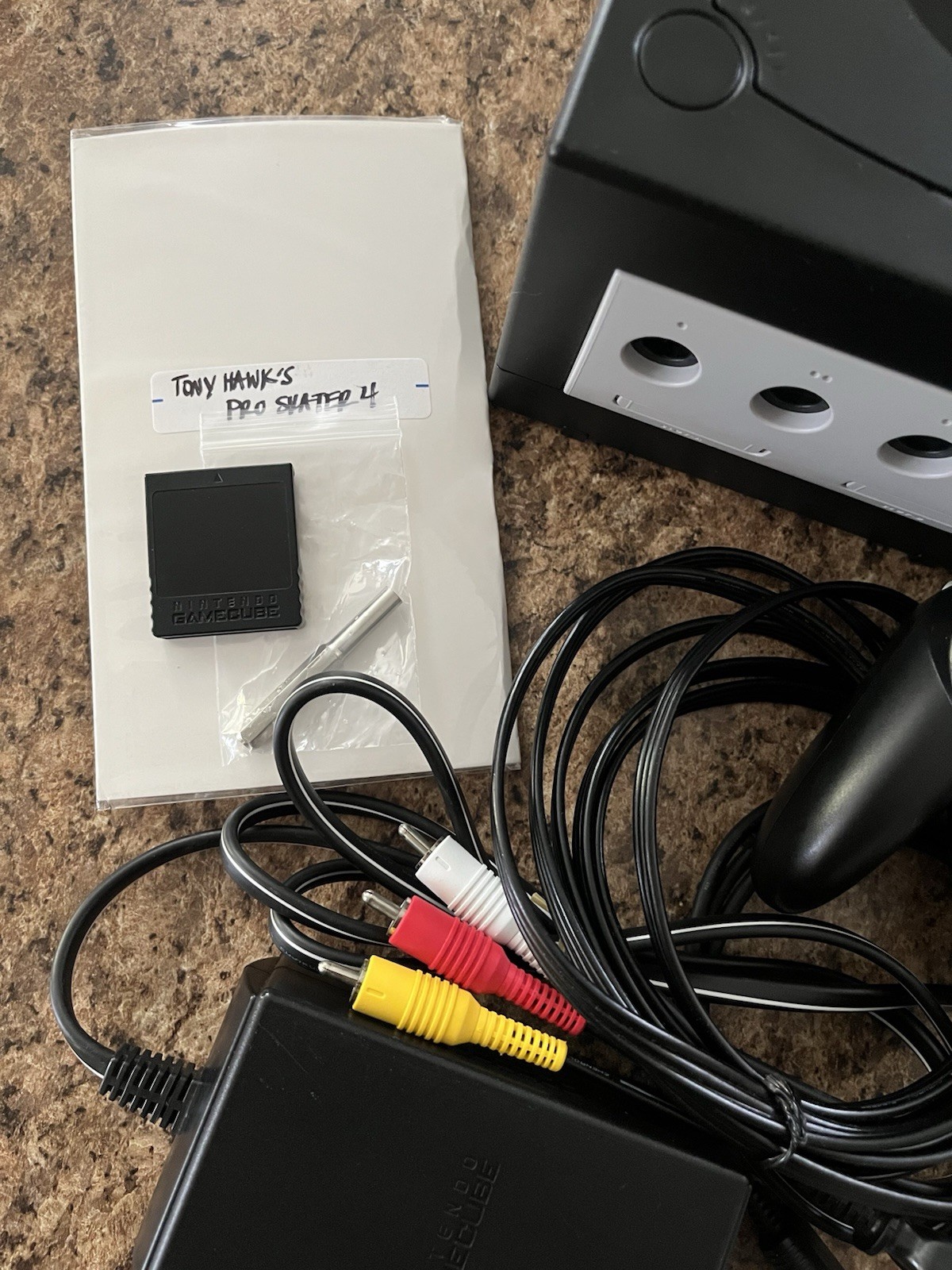 Nintendo GameCube Black Console Bundle (DOL-001) Blue LED/Replaceable Battery