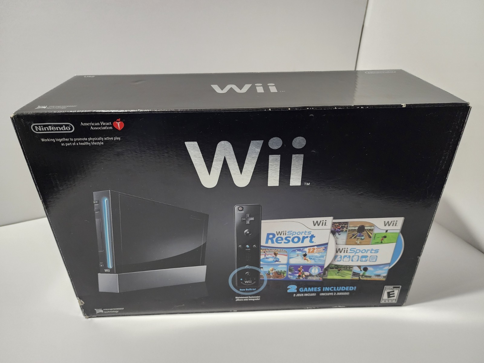 Nintendo Wii Black Console CIB Bundle with Wii Sports & Resort Tested Plus Games