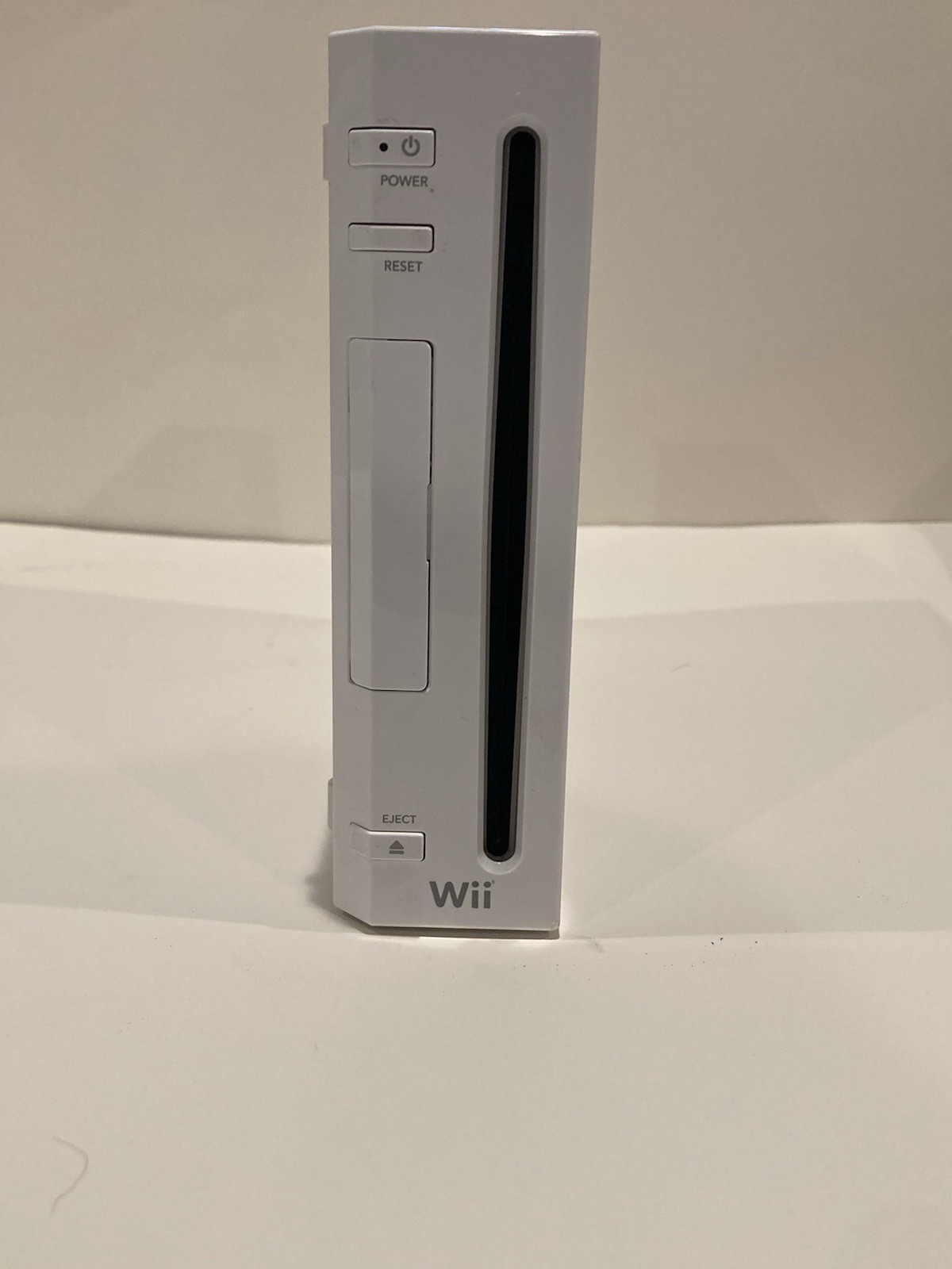 Nintendo Wii RVL-001(USA) White Console Wi-Fi w/ Sensor Bar, AC & AV Cable