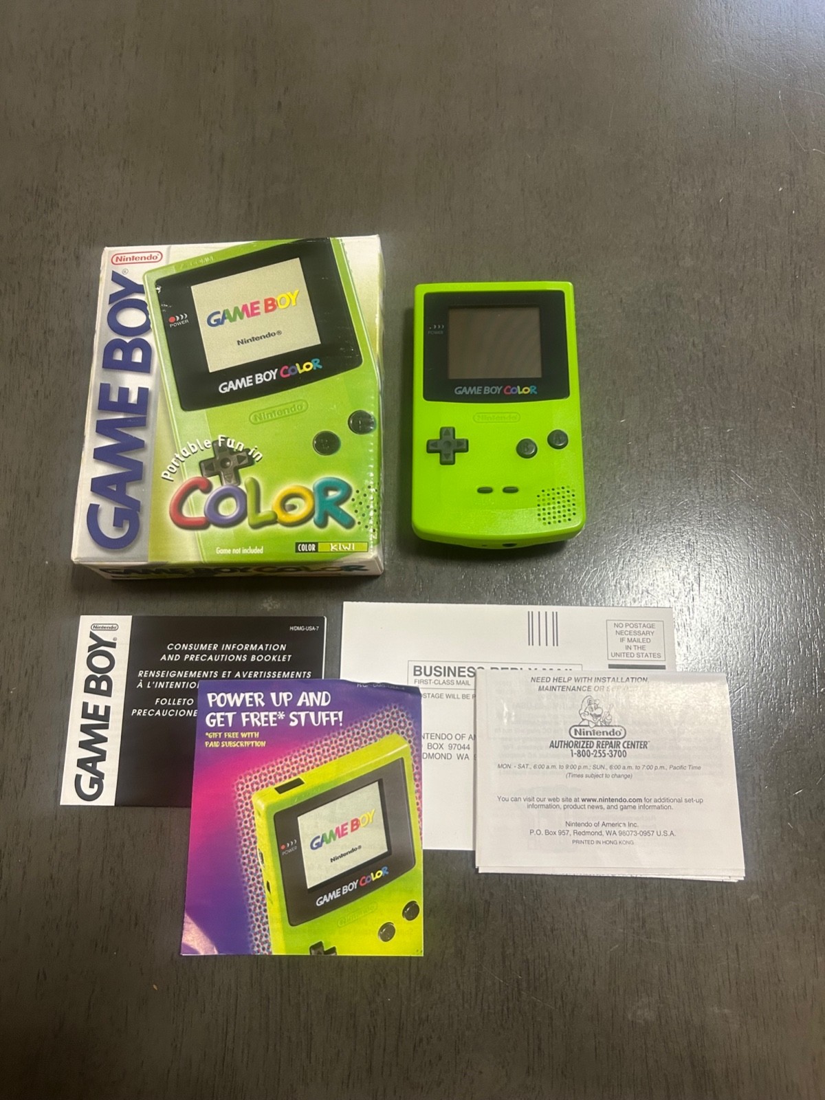 Kiwi Nintendo Gameboy Color w/ Box and Inserts! Working!