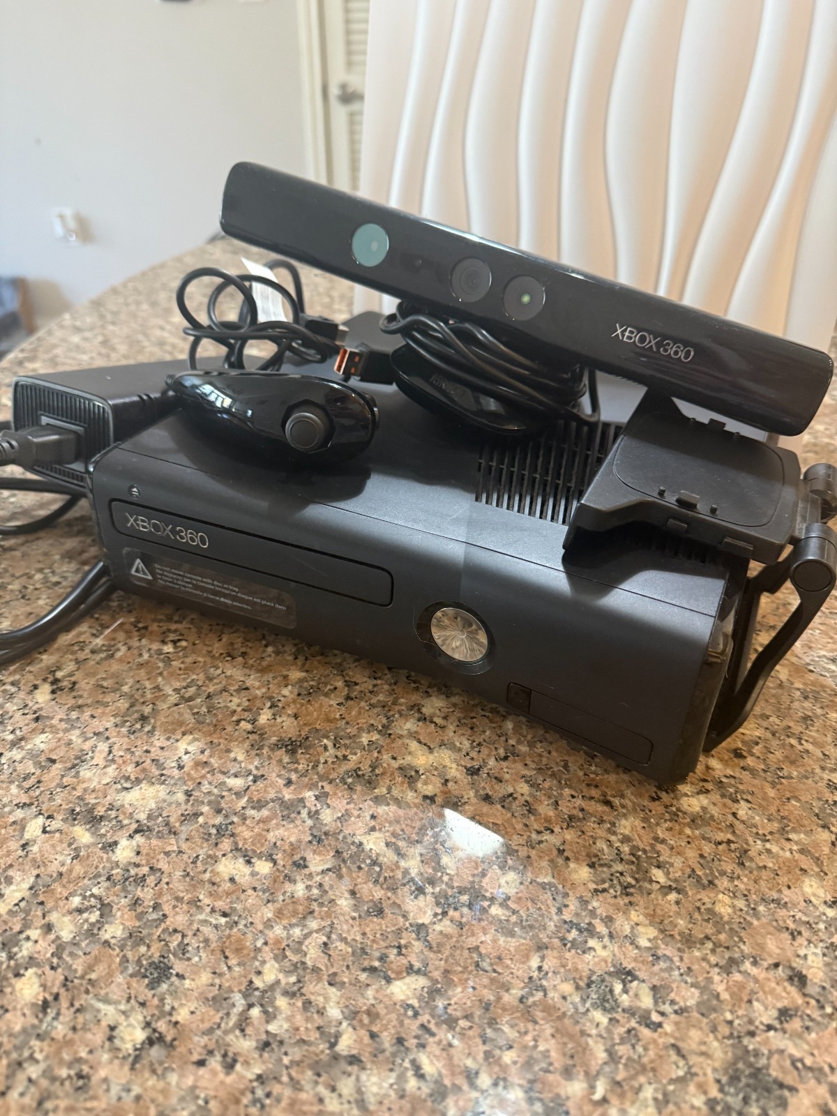 Microsoft Xbox 360 S Gaming Console and Kinect – Black