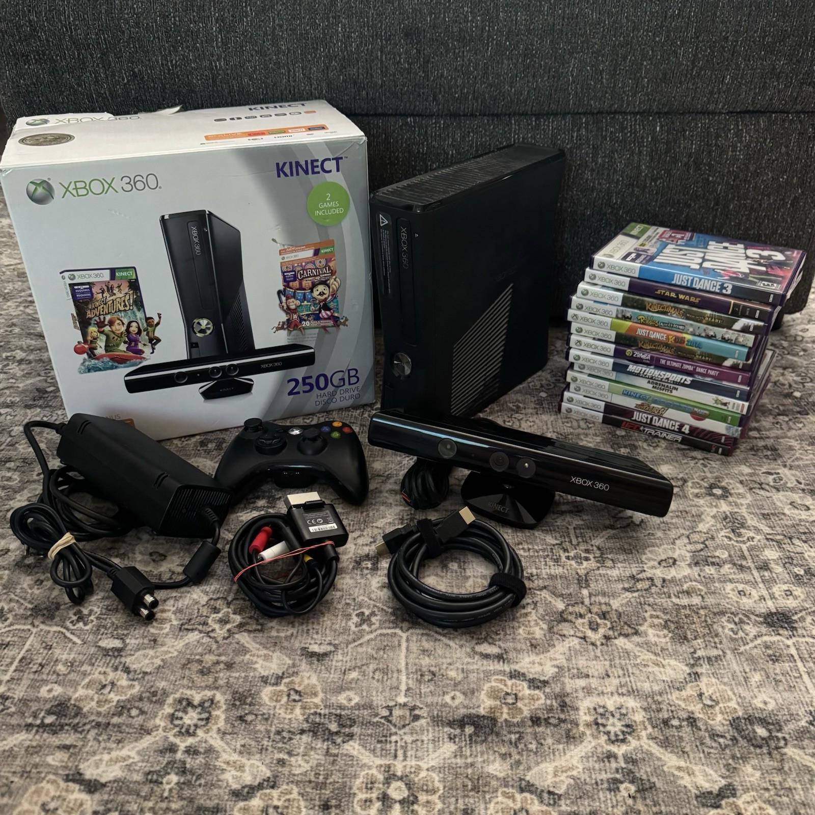 Xbox 360 S Slim IOB Bundle 1439 Console 250GB Kinect, Controller, Cords, Games